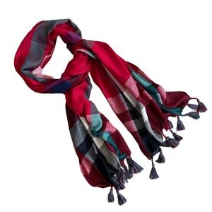 Talbots Fine Made in Italy Wool Blend Holiday Green and Red Plaid Fringe Scarf